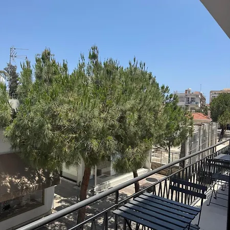 Loft 17 - Fully Renovated 2-Bedroom Loft In Centre