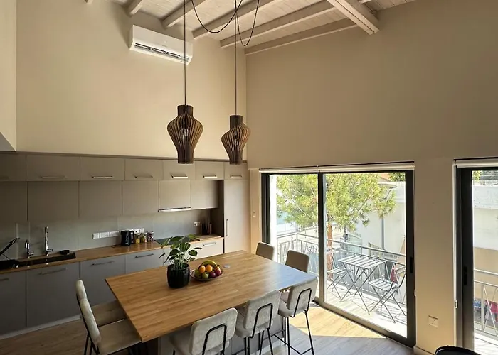 Loft 17 - Fully Renovated Loft In Centre Apartment Limassol