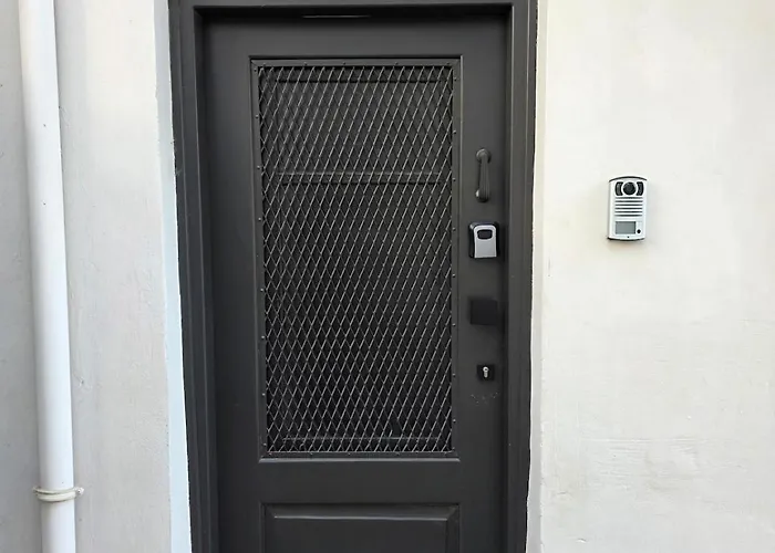 Apartment Loft 17 - Fully Renovated Loft In Centre Limassol